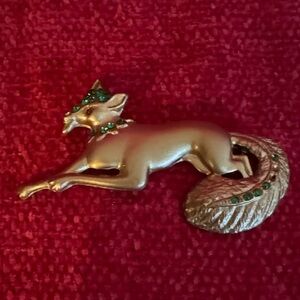 Elegant Gold Fox Brooch with Green Accents